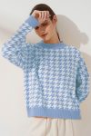 Crew-Neck-Long-sleeve-Houndstooth-Sweater-5