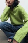 Green-Lapel-Ribbed-Knitted-Sweater-4