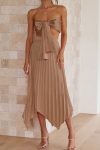 Tie-front-Strapless-Crop-Top-Pleated-Skirt-Suits-7